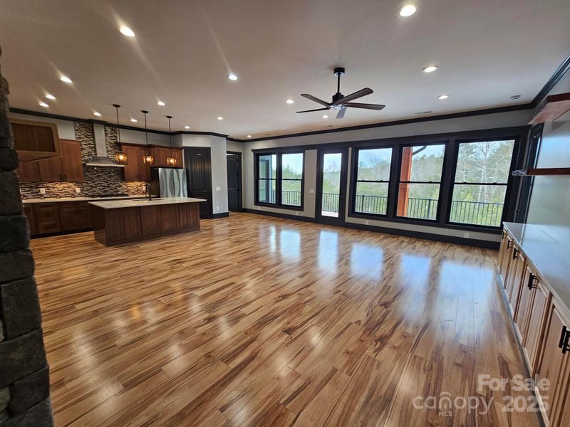 Spacious, unfurnished interior of a new home in , Morganton (Image 20). Spacious, unfurnished interior of a new home in , Morganton (Image 20).