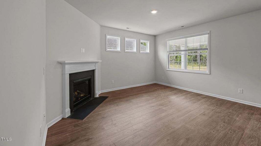 11-web-or-mls-470A7333