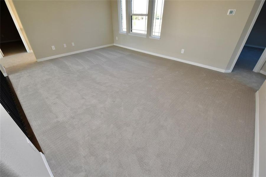 Spacious, unfurnished interior of a new home in , Prosper (Image 17).