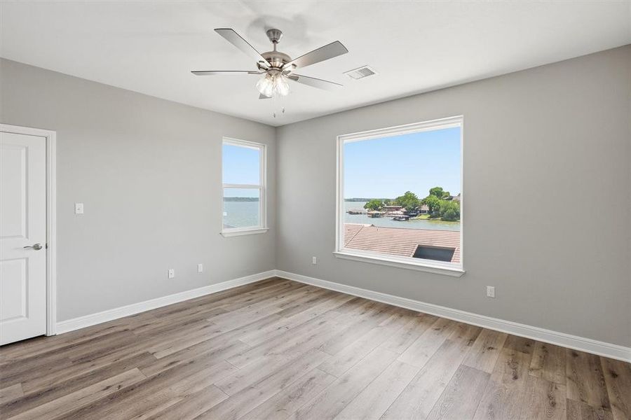 Spacious, unfurnished interior of a new home in , Granbury (Image 19). Spacious, unfurnished interior of a new home in , Granbury (Image 19).