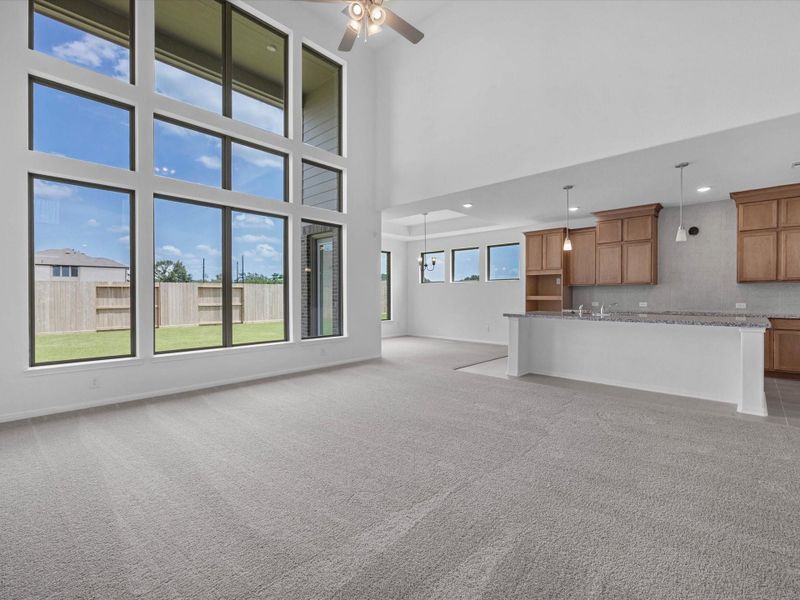 Image 6 of a home in Candela – 50'.