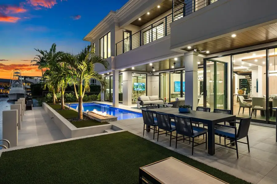 102-590PhillipsDrive-BocaRaton-FL-33432-