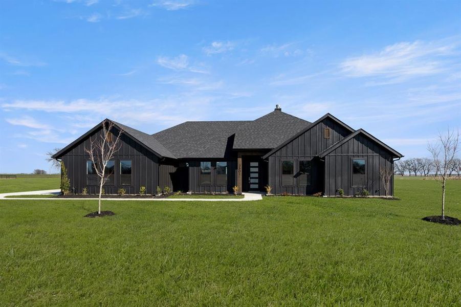 2301 Maywood- Front-1 2301 Maywood- Front-1