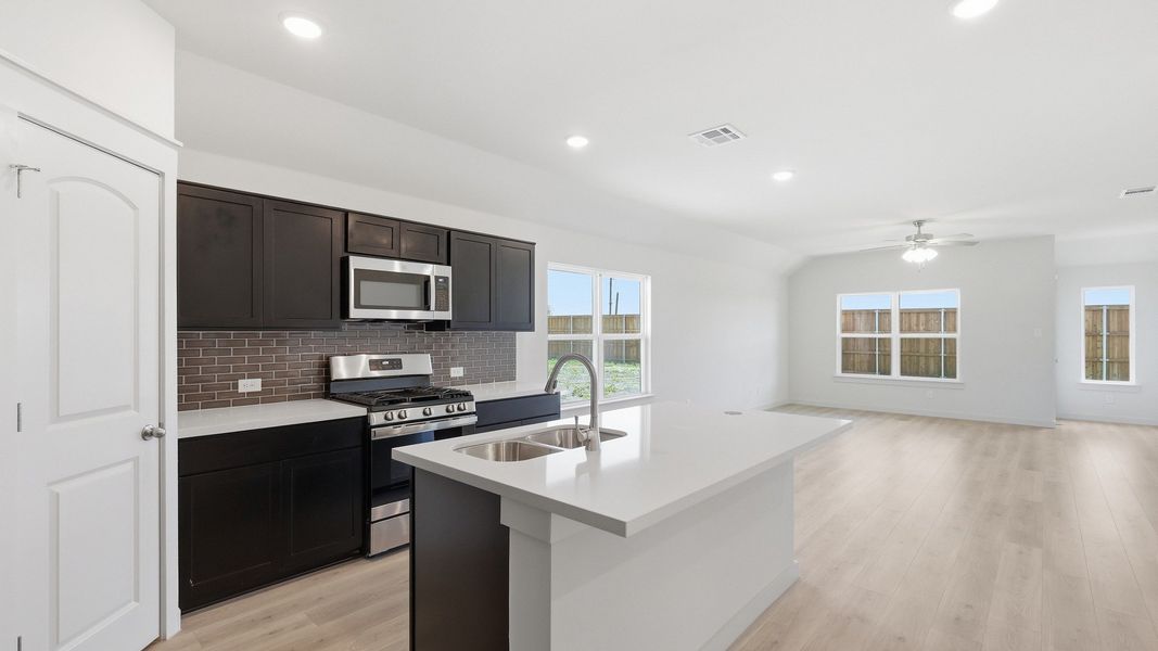 Furnished interior view inside a new home in Morningside, Josephine (Image 19).