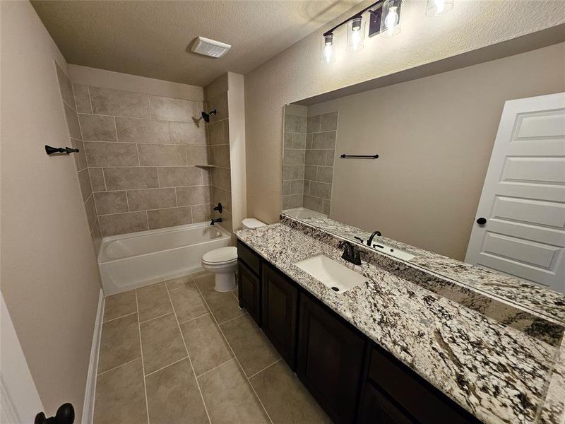 Furnished interior view inside a new home in Trails of Trenton, Trenton (Image 8).