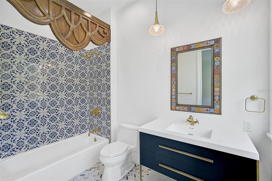 Furnished interior view inside a new home in , Osprey (Image 10).