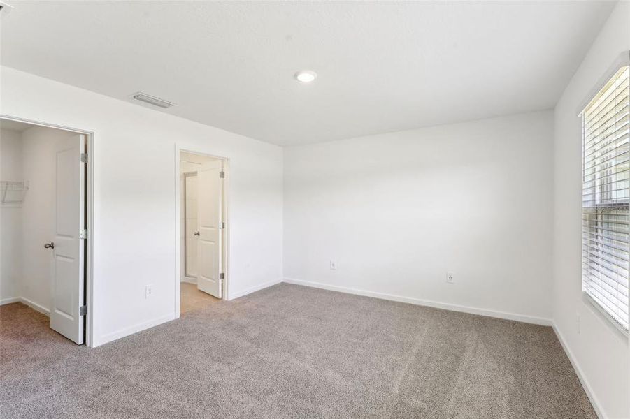 Spacious, unfurnished interior of a new home in Flagler Village - Classic Series, Palm Coast (Image 20).