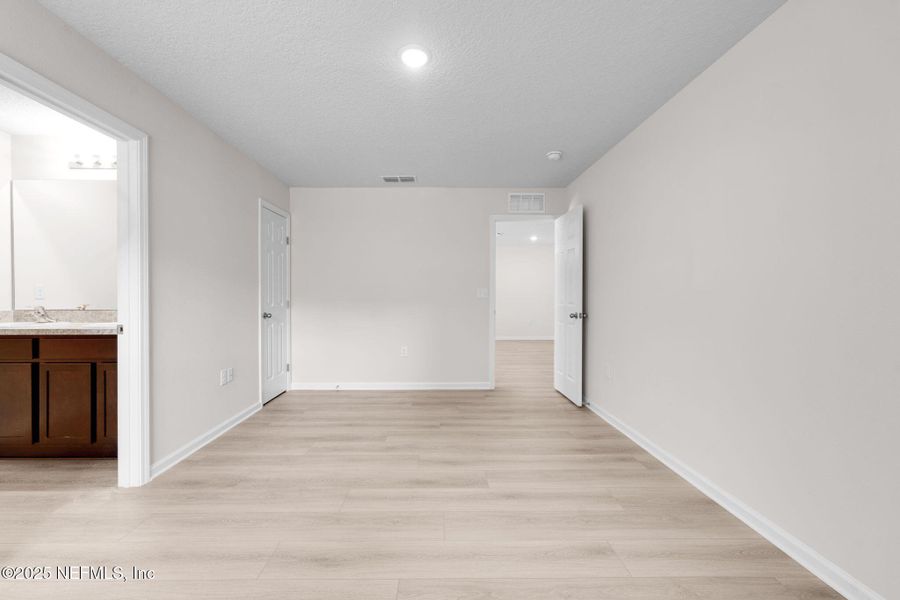 Spacious, unfurnished interior of a new home in , Jacksonville (Image 16). Spacious, unfurnished interior of a new home in , Jacksonville (Image 16).