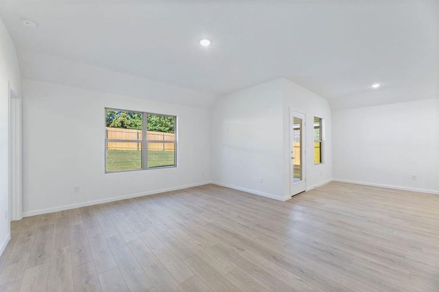 Respresentative (21)