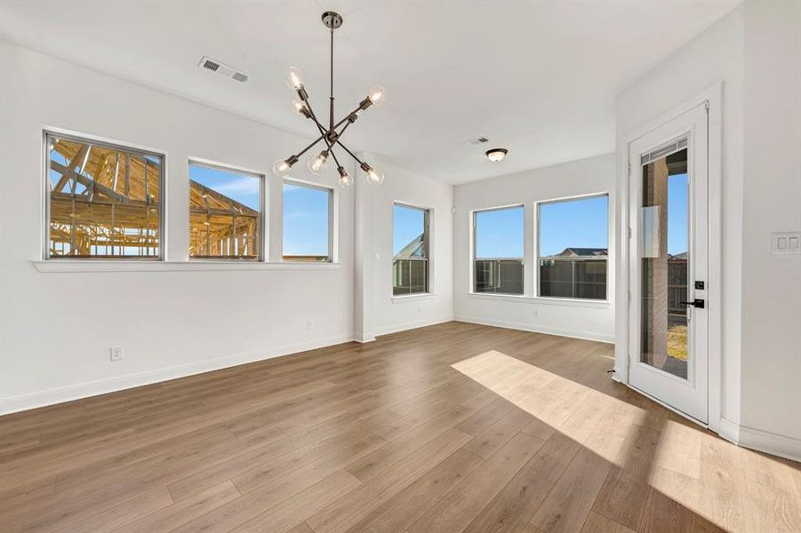 Spacious, unfurnished interior of a new home in Myrtle Creek, Waxahachie (Image 21). Spacious, unfurnished interior of a new home in Myrtle Creek, Waxahachie (Image 21).