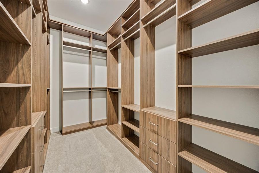 Furnished interior view inside a new home in Heath Golf and Yacht, Heath (Image 11).