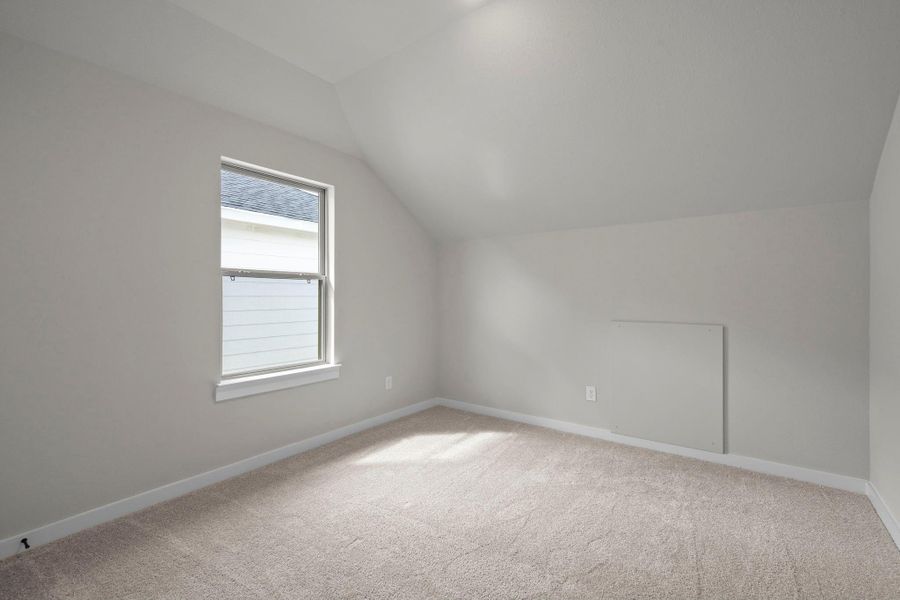 Spacious, unfurnished interior of a new home in Sienna 45', 50', Missouri City (Image 28).