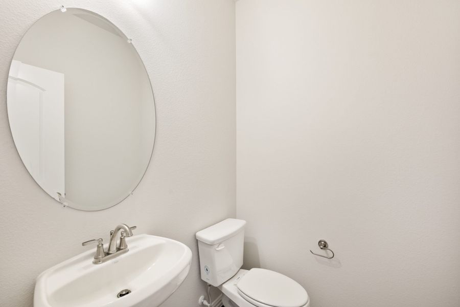 Furnished interior view inside a new home in Elevon, Lavon (Image 7).