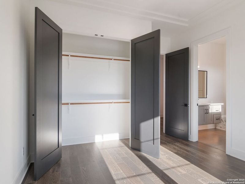 Spacious, unfurnished interior of a new home in Dominion Heights, San Antonio (Image 41). Spacious, unfurnished interior of a new home in Dominion Heights, San Antonio (Image 41).