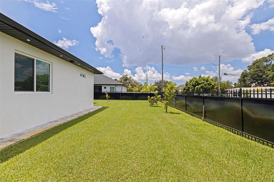Front exterior of a new home in , St. Petersburg, FL, highlighting curb appeal (Image 19). Front exterior of a new home in , St. Petersburg, FL, highlighting curb appeal (Image 19).
