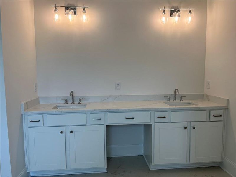Furnished interior view inside a new home in Chattahoochee Reserve, Cumming (Image 9).