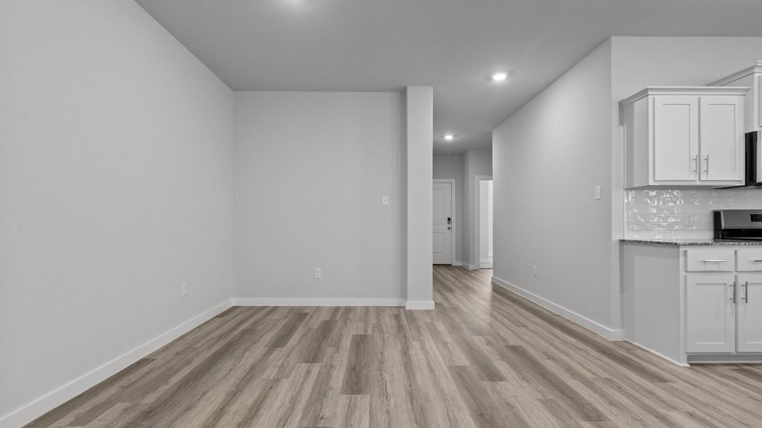 Representative unfurnished interior of a home built from the LAKE FORT by D.R. Horton in Heritage Parks, Abilene (Image 14).