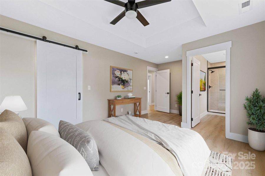 Furnished interior view inside a new home in , Marion (Image 32).