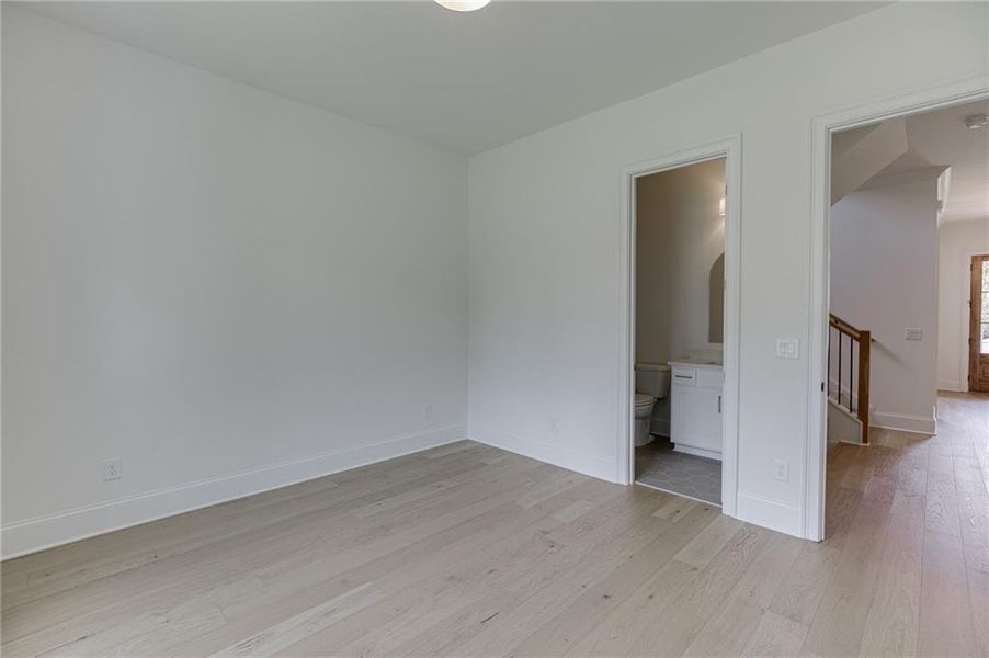 Spacious, unfurnished interior of a new home in , Buford (Image 28).