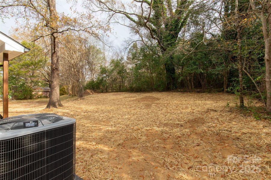 Image 35 of a home in .