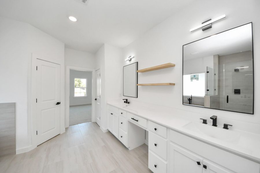 Furnished interior view inside a new home in , Houston (Image 7).