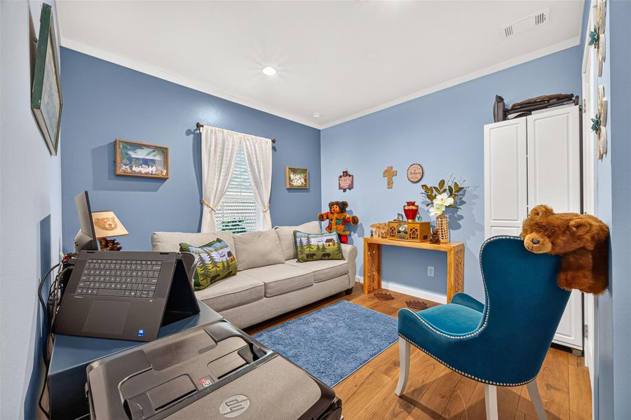 Furnished interior view inside a new home in , Willis (Image 34).