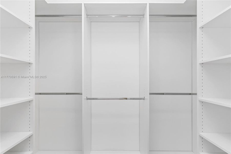 Image 55 of a home in .