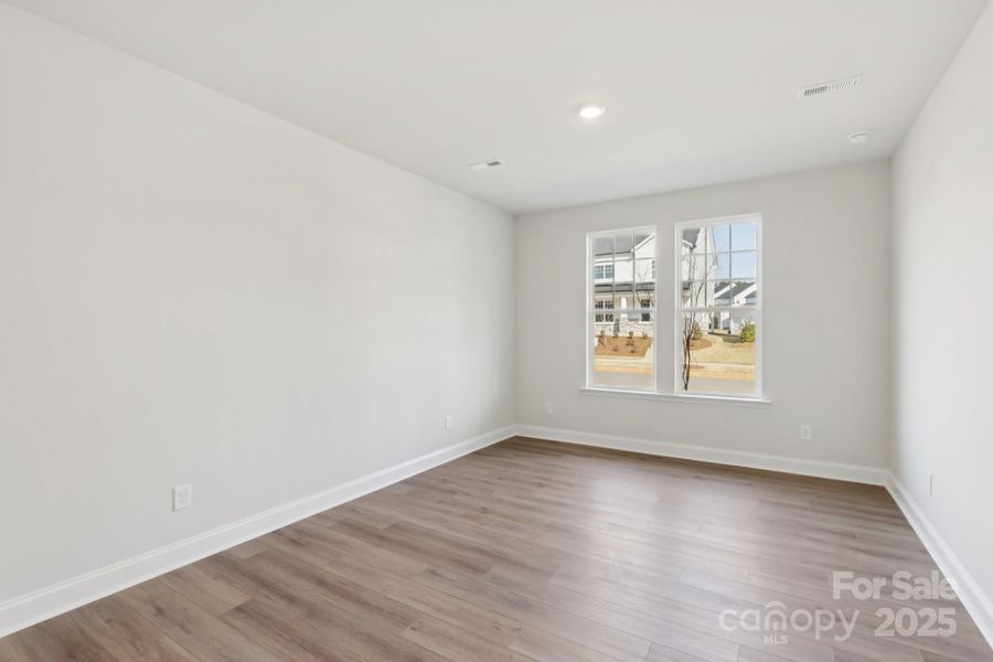 Spacious, unfurnished interior of a new home in Edgewood Preserve, Huntersville (Image 14). Spacious, unfurnished interior of a new home in Edgewood Preserve, Huntersville (Image 14).