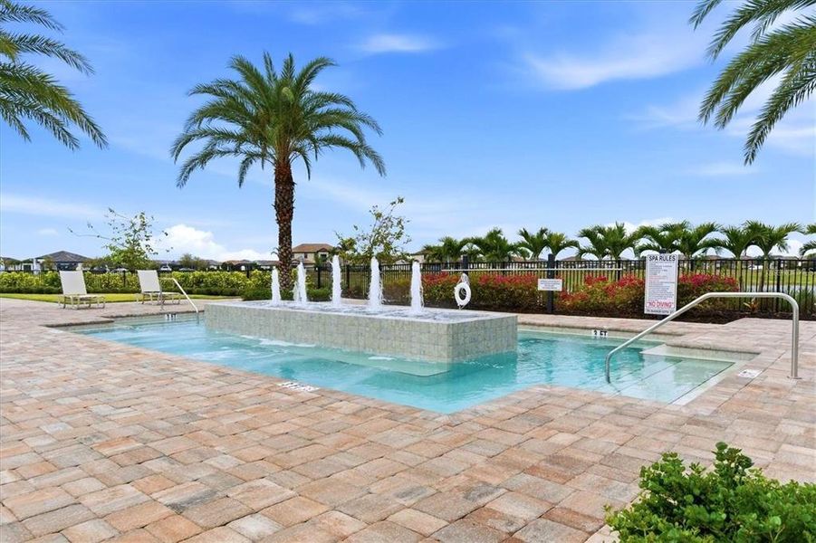 Community amenities in , Estero (Image 40).