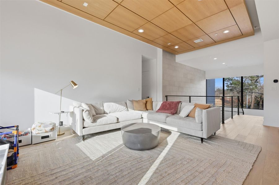 Furnished interior view inside a new home in , Bellaire (Image 26).