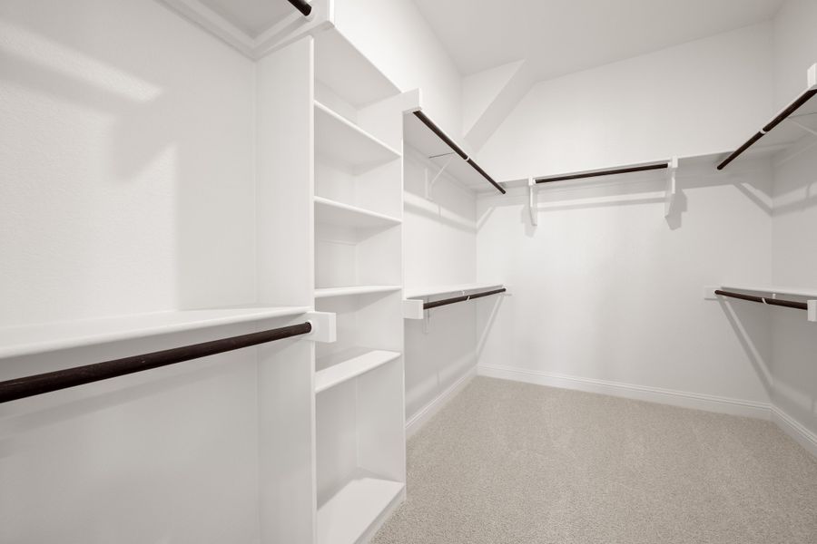Spacious, unfurnished interior of a new home in Timberbrook, Justin (Image 23).