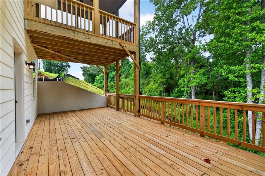 Exterior details and patio area of a home in Arbor West, Dawsonville (Image 4).