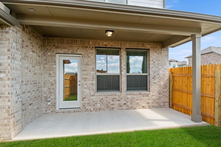 Covered rear patio