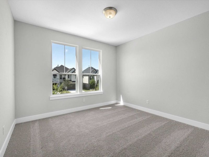 Spacious, unfurnished interior of a new home in Cross Creek Ranch 60′, Fulshear (Image 25).