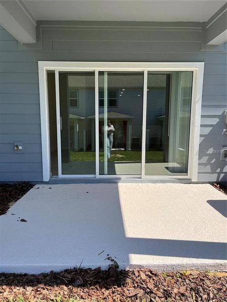 Exterior details and patio area of a home in , Davenport (Image 3).
