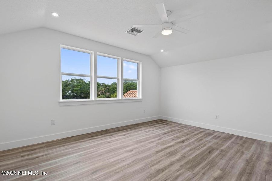 Spacious, unfurnished interior of a new home in , St. Johns (Image 83).