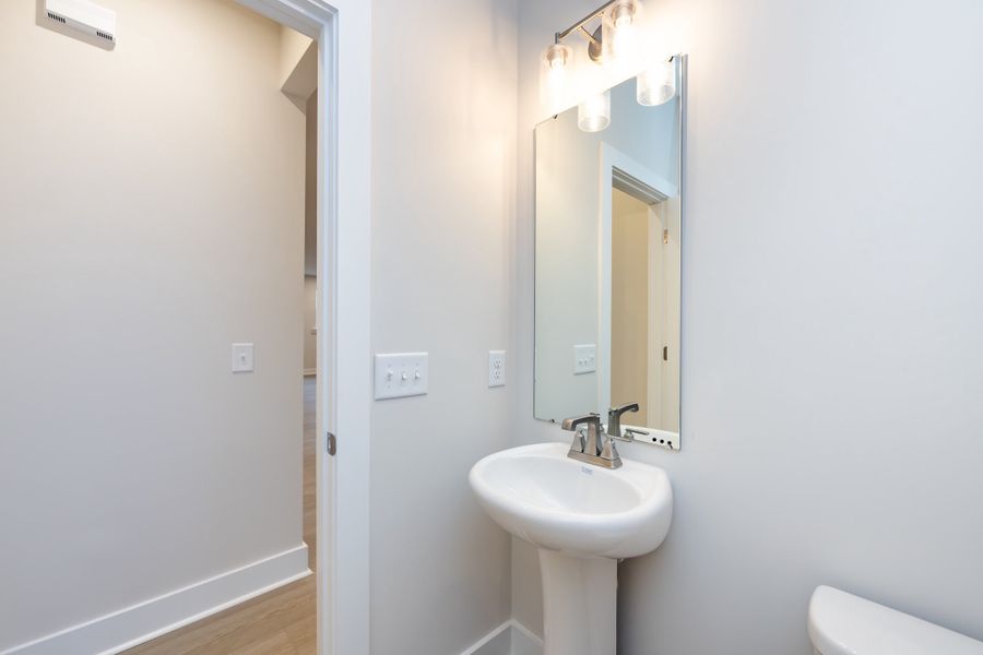 Image 40 of a home in Context at Oakhurst.