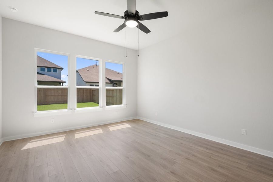 Spacious, unfurnished interior of a new home in Lagos Reserve, Manor (Image 20). Spacious, unfurnished interior of a new home in Lagos Reserve, Manor (Image 20).