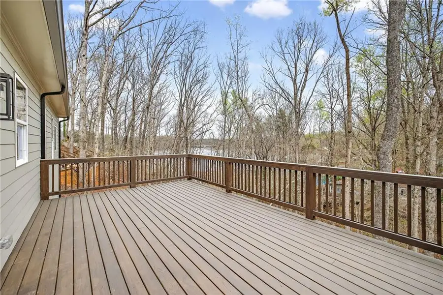 Exterior details and patio area of a home in , Gainesville (Image 4).