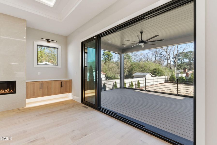 403 Carolyn Court-38