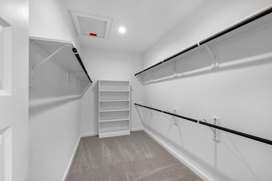 Spacious, unfurnished interior of a new home in Huntington Place, Rosharon (Image 17). Spacious, unfurnished interior of a new home in Huntington Place, Rosharon (Image 17).