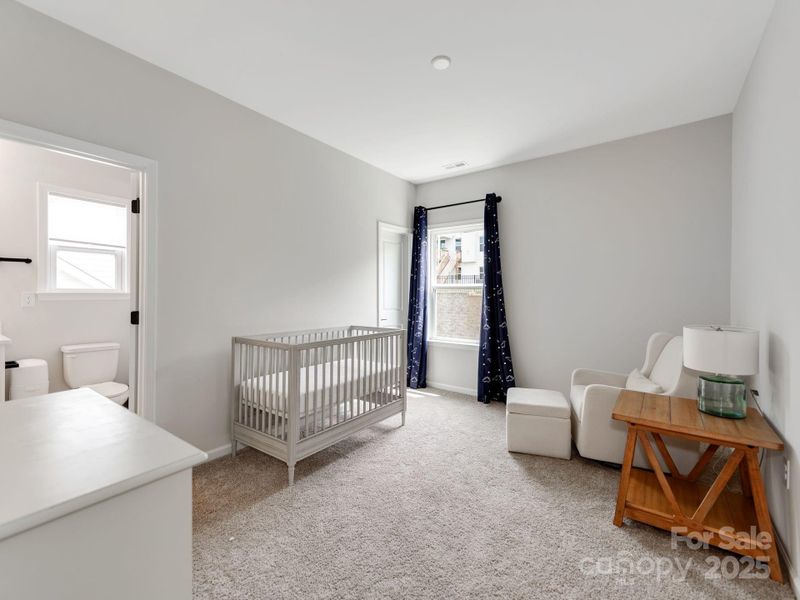 Image 31 of a home in .