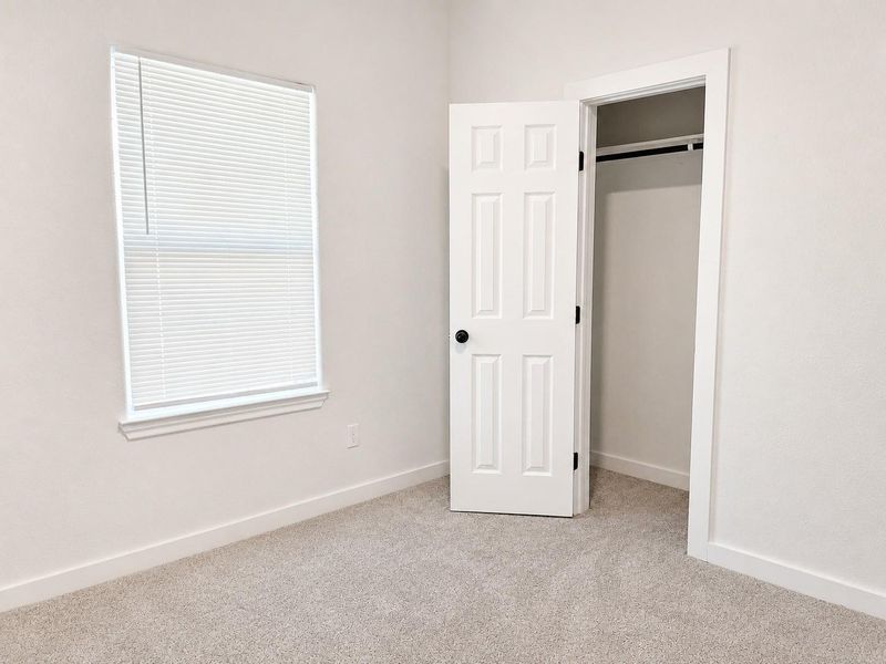 Spacious, unfurnished interior of a new home in , Houston (Image 12).