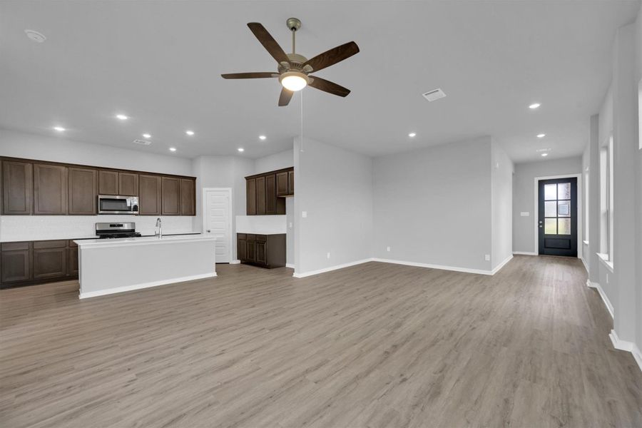 Image 17 of a home in Sunterra 40. Image 17 of a home in Sunterra 40.