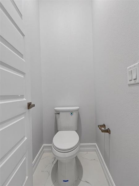Furnished interior view inside a new home in , Plant City (Image 18).