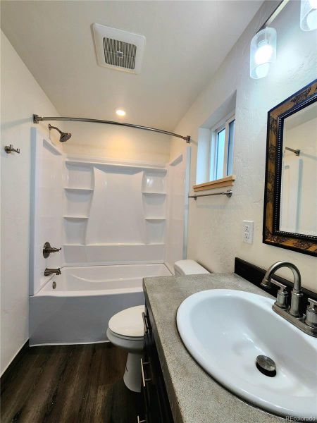 Furnished interior view inside a new home in , Downieville-Lawson-Dumont (Image 10).