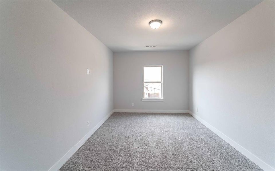 Spacious, unfurnished interior of a new home in Sonoma Verde, Rockwall (Image 22). Spacious, unfurnished interior of a new home in Sonoma Verde, Rockwall (Image 22).