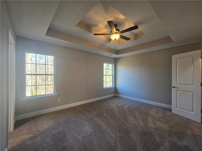 Spacious, unfurnished interior of a new home in , Gainesville (Image 13).