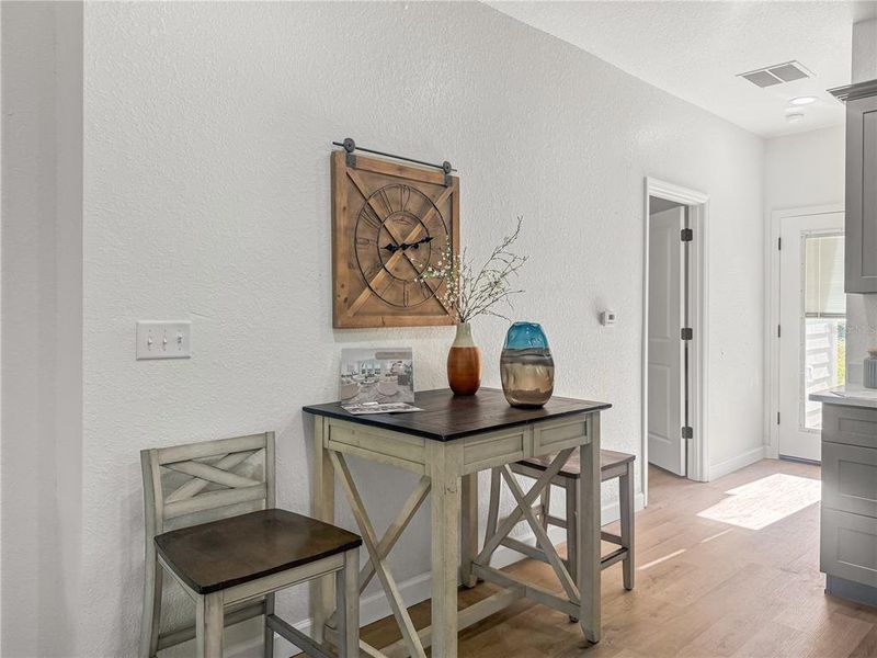 Furnished interior view inside a new home in , Alachua (Image 4).