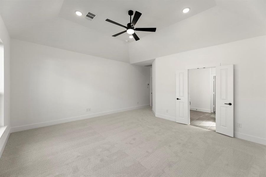 20. 2620 Serenity - Closet 20. 2620 Serenity - Closet